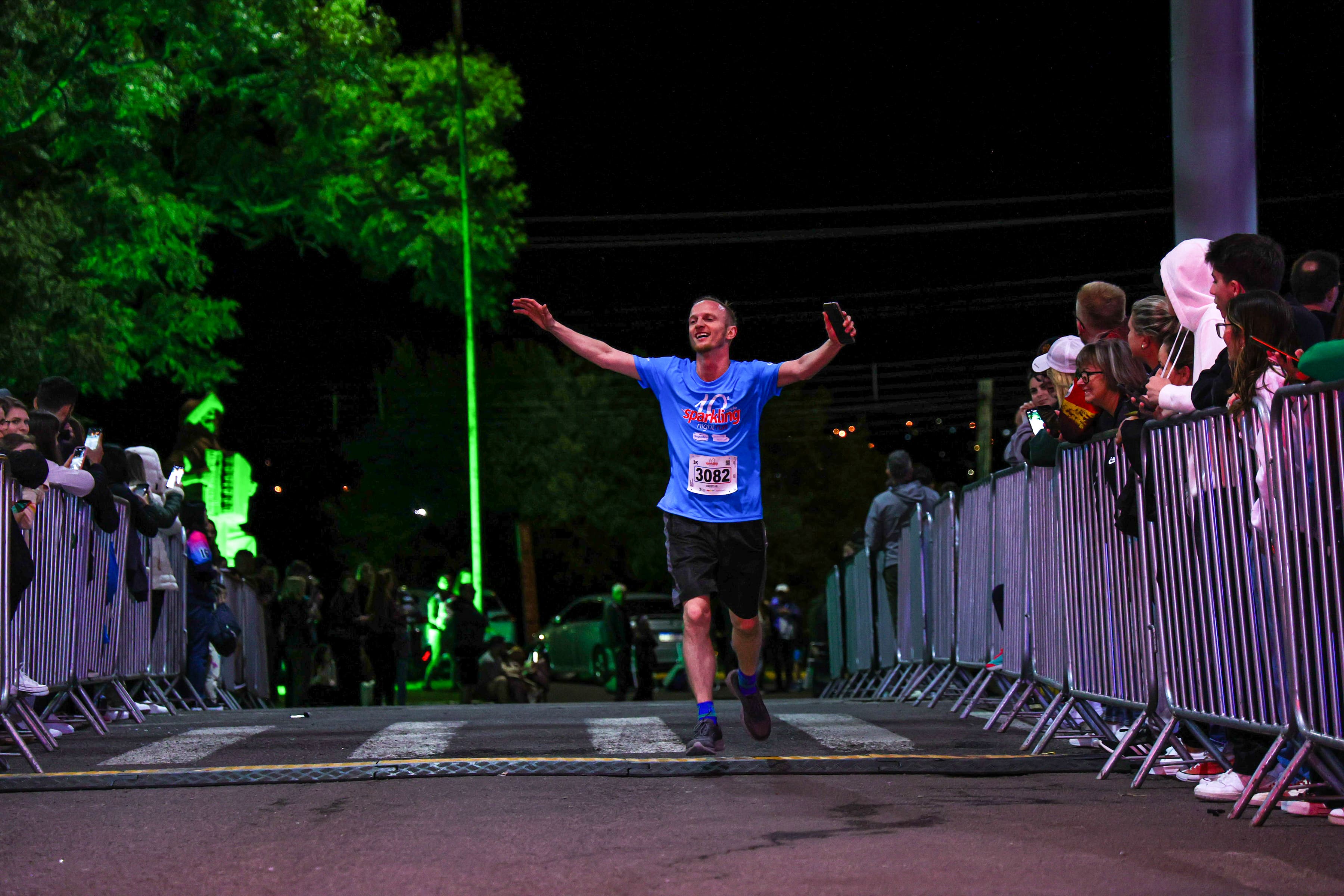 Sparkling Night Run tem edição recorde com mais de 1,2 mil participantes neste sábado